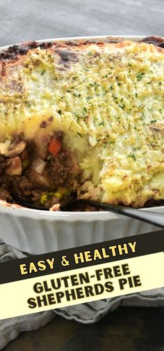 Shepherds Pie in a baking pan Gluten Free Shepherds Pie Recipe, Gluten Free Pies Recipes, Gf Dinner, Gluten Free Main Dishes, Gluten Free Pie, Gluten Free Recipes For Dinner, Shepherd's Pie, Gluten Free Recipes Easy, Gluten Free Dinner