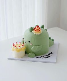 there is a cake shaped like an animal