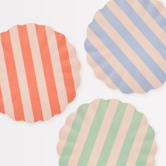 Our striped plates, with red, mint and blue teamed with pale pink, are reusable and perfect for all parties. Plane Decor, Cabbage Patch Babies, Bamboo Cups, Airplane Birthday Party, Bamboo Plates, Airplane Party, Birthday Cake With Candles, Meri Meri, Dinner Themes