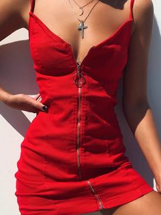 Womens Sheath Dress, Red Bodycon Dress, Hollywood Actors, Mini Cami Dress, Sleeveless Bodycon Dress, Mode Casual, Beauty Dress, Outfit Trends, Suspender Dress