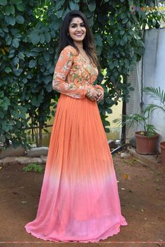 Sanjana Anand, Designing Dress, Long Frock Designs, Frock Designs, Anarkali Dresses, Long Frock, Long Gown Dress, Hand Work Blouse, Long Frocks