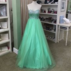 Brand New, Green Prom Dress Size 8 Sparkle Dresses, Prom Dress Color, Green Prom, Dresses Green, Sparkle Dress, Green Prom Dress, New Green, Green Dress, Prom Dress