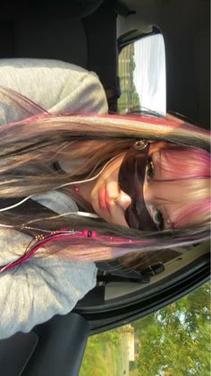 Skunk Hair, Car Selfie, Pink Blonde Hair, Hair Inspiration Long, Hair Streaks, Hair Idea, Hair Stylies