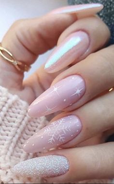 Holiday Nail Designs, Homecoming Nails Acrylic, Her Nails, Nails Colors, Snowflake Nails, Nails 2021, Christmas Nails Acrylic, Winter Nail Designs