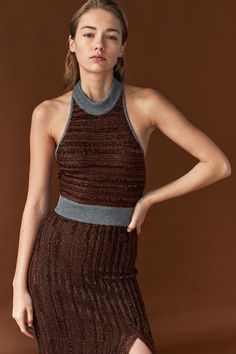 Hervé Léger Pre-Fall 2019 collection, runway looks, beauty, models, and reviews. Women's Runway Fashion, Summer Knitwear, Fashion Inspiration Board, Fabric Inspiration, Knitwear Fashion, Activewear Fashion, Perfect Timing, Herve Leger, 2019 Fashion