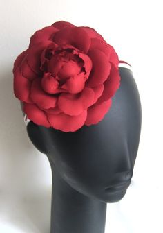 Summer Red Fascinator With Handmade Flowers, Red Summer Fascinator, Adjustable Red Fascinator With Handmade Flowers, Diy Headpiece, Diy Headwear, Cherry Fascinator, Red Spring Headband Fascinator, Red Camellia, Vintage Style Hat