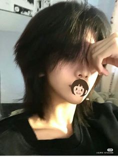 Tachi Hairstyles For Girl, Tachi Hair, Mullet Haircut Girl, Izuku Midoriya Cosplay, Tomboy Haircut, Tomboy Hairstyles, Short Grunge Hair, Short Hair Tomboy, Asian Haircut