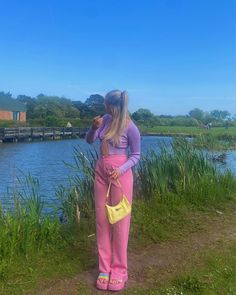 Hannah Lesley on Instagram: “Blue skies and pink thighs 🌸🕺🏽🌷💜 (literally couldn’t think of anything else for the caption 🤣🤣🤣)” Blue Skies, Fashion Inspo Outfits, Blue Sky, Fashion Inspo, Pink, On Instagram, Blue, Instagram