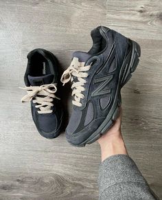 Boots Fall Ankle, Pretty Shoes Sneakers, Mens Casual Outfits Summer, Shoes Outfit Fashion, Shoe Wishlist, Guys Clothing Styles, Fresh Shoes, Hype Shoes