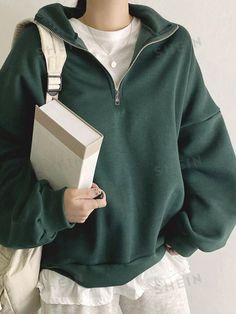 Green Half Zip Pullover Outfit, Cute Female Outfits, Vintage Sweatshirt Outfit, Dark Green Outfits, Dark Green Clothes, Zip Pullover Outfit, Half Zip Sweatshirt Outfit, Half Zip Sweater Outfit, Bisexual Fashion