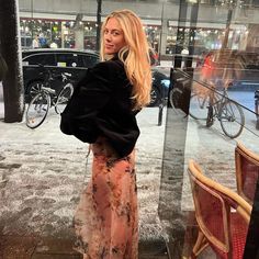 Philippa Pebble Peach Parnevik (@philippaparnevik) • Instagram photos and videos Dinner Fits, London Life, Girls Wear, Too Much, Cool Girl, Date Night, Fashion Inspo, Style Inspiration, Vogue