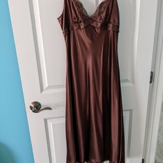 Max And Cleo Silky Brown Mid Calf Length Size 10 Slinky Dress Grate Gatsby, Cute Brown Dress, Brown Vintage Dresses, Pink Formal Gown, Brown Lace Dress, Black Strapless Gown, Brown Silk Dress, Black Floor Length Dress, Fitted Floral Dress