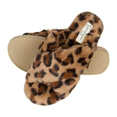 SIMPLE SIZING: Available in size Small (US 6-7), Medium (US 7-8), Large (US 8-9), and X-Large (US 9-10). Slippers run small- we recommend selecting a size up Size: Medium (7-8).  Color: Multicolor.  Gender: female.  Age Group: adult. Jessica Simpson House Slippers, Foam House, Fuzzy Slides, Clown Shoes, Comfortable Flip Flops, Faux Fur Slides, Open Toe Slippers, Slide Slippers, Faux Fur Slippers