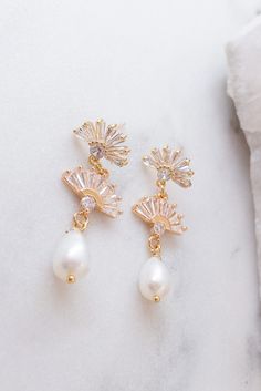 Pearl Bridal Earrings Art Deco Earrings Art Deco Stud Earrings - Etsy Pearl Drop Earrings Wedding, Bridal Era, Jewelry Mood Board, Drop Earrings Wedding, Earrings Pearl Drop, Pearl Bridal Earrings, New Years Wedding, Vintage Inspired Earrings, Earrings Art Deco