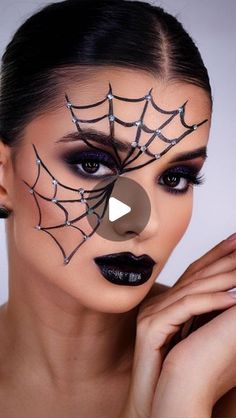 Halloween Diy Face Makeup, Halloween Spider Makeup Ideas, Skeleton Lips Makeup, Halloween Spider Face Makeup, Spider Web Face Makeup, Easy Animal Makeup, How To Do Halloween Makeup, Halloween Make Up 2024, Face Paint Halloween Ideas