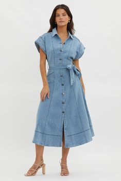 Blue Selfie, Countryside Fashion, Long Denim Dress, Vestidos Jeans, Selfie Leslie, Short Sleeve Midi Dress, Denim Outfits, Womens Denim Dress, Denim Midi Dress