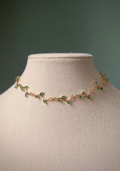 Delicate leafy vine  choker necklace, Gold summer wedding bridal necklaces A perfect treat yourself gift or a gift for a loved one!  Heart shaped necklace chain is made from 16k gold/ silver plated stainless steel  Necklace is 35cm with 6cm extending chain. Bracelet is 15.5cm with 3cm extending chain If you would like a different length please message me :)  Pendants are made from copper and cubic zirconia   Do not hesitate to ask if you have any questions :) Delivery is not tracked. option to u Gold Wreath Necklace, French Necklace Green, Choker Gold, Heart Shaped Necklace, Necklace Simple, Fancy Jewellery