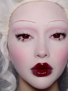 porcelain makeup , porcelain , doll makeup , unique makeup looks Creepy Doll Makeup Halloween Tutorial, Porcelain Clown Makeup, Doll Makeup Costume, China Doll Makeup, Lolíta Makeup, Marionette Doll Makeup, Porcelain Doll Hair, Clown Doll Costume, Glass Doll Makeup