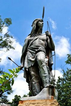 Iroquois Statue at Mingo Run in Randolph County, West Virginia by Karen Hardman Elkins West Virginia, Indigenous Wisdom, Urban Sculpture, Alcohol Painting, Historical Statues, Virginia Hill, Eastern Woodlands