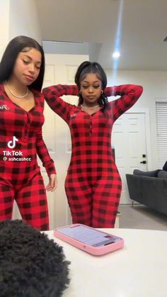 Dancing Dolls Bring It, Sleepover Outfit, Pretty Dark Skin, Teen Swag, Matching Outfits Best Friend, Crazy Women, Cute Nike Outfits, Cute Friend Photos