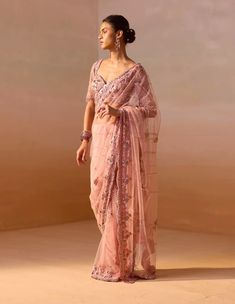 Boutique in Punjab #punjabi #boutique #canada #toronto #vancover Western Dress Patterns, Western Dress Long, Net Sari, Pink Sari, Punjabi Boutique, Frocks And Gowns, Character Wardrobe