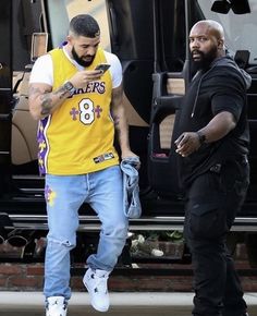 Drake Fashion, Look Hip Hop, Drake Clothing, Looks Hip Hop, Black Men Fashion Urban, Nba Outfit