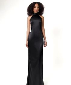 High Neck Dress Black, Gold Black Tie Dress, Black Award Show Dresses, Wedding Party Outfits Guest Casual, Ball Dresses Black, Dinner Dress Black Women, Black Simple Prom Dress, All Black Wedding Guest Outfit, Black Dinner Dresses