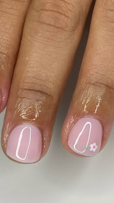 Small Dainty Nails, Super Short Natural Nails, Short Natural Spring Nails, Bitten Nails Painted, Dip Manicure Ideas For Short Nails, Natural Nail Gel Designs, Summer Gel Nail Designs 2024, Natural Short Nail Ideas, Short Pink Dip Nails