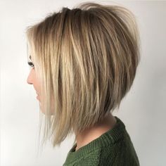 Bob Lung, Low Maintenance Short Haircut, A Line Haircut, Line Bob Haircut, Stacked Haircuts, Balayage Bob, Stacked Bob Hairstyles, Bronde Balayage