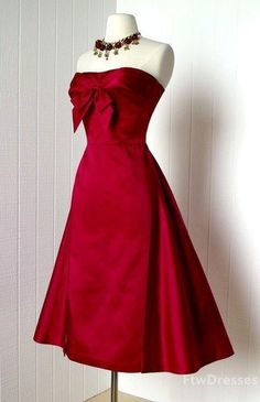 red short prom dress strapless evening dress sexy formal dress Red And Pink Dress Classy, 60s Inspired Dress Formal, 1960 Dresses Formal, Red 50s Dress, Red Dresses Classy Short, 1950s Dress Formal, Red Short Prom Dress, Prom Dress Strapless, Short Red Prom Dresses