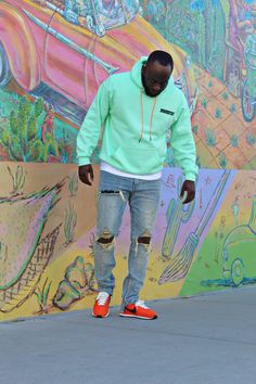 Men’s hoodie, model wearing a large Men Streetwear Outfits Urban Fashion, Nba Players Outfits, Men Outfits Swag, Dude Outfits, Mint Green Outfits, Men Streetwear Outfits, Mens Hairstyles Curly, Hoodie Outfit Men, Mens Fits