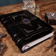 Bahasa Jepun, Grimoire Book, Magic Spell Book, Magical Book, Witchcraft Spell Books, Witch Spell Book, Fantasy Props, Witch Spell, Witch Books