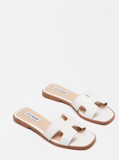 Hadyn Steve Madden Leather Sandal [White-HADY01S1] Sorel Sandals, Sandal Design, Denim Jacket With Fur, White Leather Sandals, Steve Madden Sandals, H Design, Sorel Boots, Leather Sandals Women, Spirit Wear