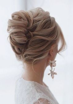 Midi Hair, Quick Updo, Mother Of The Groom Hairstyles, Bride Updo, Easy Updo, Easy Updo Hairstyles, Fancy Hair, Updo Tutorial