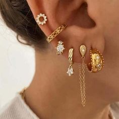 Stacked Earrings, Hoop Earring Sets, Trendy Earrings, Earring Patterns, Girly Jewelry, Dream Jewelry, Gold Plated Earrings, Ear Jewelry, Elegant Earrings