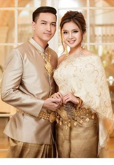 Thailand Costume, Thai Costume, Traditional Wedding Dress, Sea Wedding, National Clothes, Thai Wedding, Thai Traditional Dress