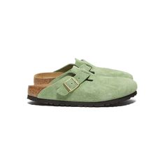 Green Berkinstocks Outfit, Green Boston Birkenstock, Green Suede Sandals With Leather Footbed, Berkinstocks Outfit, Green Birkenstocks, Green Birkenstock, Boston Birkenstock, Boston Soft Footbed, Green Slippers