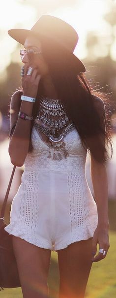 Boho style Más Look Da Festival, Moda Coachella, Look Hippie Chic, Moda Hippie, Look Boho Chic, Look Festival, Boho Mode, Fest Outfits, Festival Trends