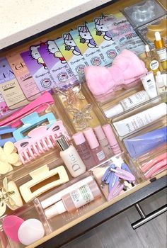 Skincare Drawer Organization, Restock Skincare, It Girl Skincare, Skincare Drawer, Draw Organizer, Girl Skincare, Rangement Makeup, Bathroom Drawer Organization, Room Organization Bedroom