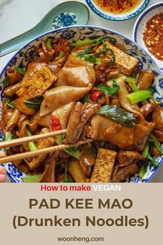 Vegan Pad Kee Mao (Drunken Noodles) - WoonHeng Vegan Asian Dinner Recipes, Vegan Laos Recipes, Veggie Drunken Noodles, Pad Kee Mao Recipe Vegetarian, Vegan Pad Kee Mao, Vegan Noodles Asian, Pad Kee Mao Recipe Drunken Noodles, Flat Rice Noodle Recipes Easy, Easy Tasty Vegan Recipes