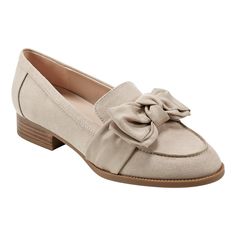 PRICES MAY VARY. The Bandolino Lindio tailored loafers are balanced by a chic flowy bow accent that delivers a fresh take on this slip-on style. Almond Toe Slip-on Closure .78" heel height Shoes With Dresses, Formal Work Attire, Natural Textiles, Most Comfortable Shoes, Slip On Loafers, Chic Office, Tassel Loafers, Low Block Heels, Trendy Sneakers