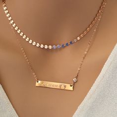 Super chic coin choker layered with engraved bar Gold Coin Choker, Layered Necklace Gold, Coin Choker, Engraved Bar Necklace, Necklace Rose Gold, Chic Necklace, Long Necklaces, Necklace Rose