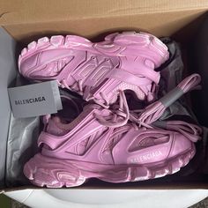 Balenciaga Track Sneakers Luxury Pink Sneakers For Spring, Pink Balenciaga Track, Balenciaga Tracks, 90s Girl Fashion, Balenciaga Triple S White, Balenciaga Clothes, Balenciaga Speed Trainers, Balenciaga Track Sneakers, Pink Balenciaga