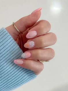 Semi Nails, Hawaiian Nails, Nails Yellow, Spring Acrylic Nails, Broken Nails, Summery Nails, Her Nails, Classy Acrylic Nails, Round Nails