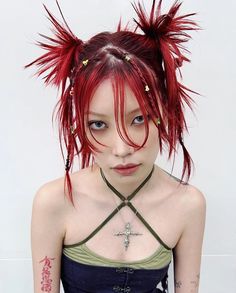 Harajuku Hairstyle, Harajuku Hair, Y2k Hairstyles, Easy Bun Hairstyles, Punk Hair, Sleek Hairstyles