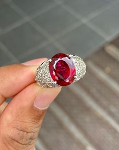 Luxury Vintage Three Stone Ruby Ring, Faberge Jewelry, Diamond Bracelet Design, Ruby Birthstone, Pinkish Red, Unique Diamond Rings, Earrings Design