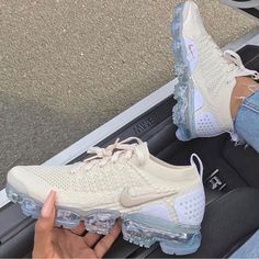 New, Never Worn Size 5 In Men, 6.5 In Women Originally $310 Rare, Not Sold In Stores Anymore Off White Vapormax Nike, Vapormax Nike, Tan Sneakers, Basket Sport, Mesh Heels, Purple Sneakers, Women Platform Shoes, Summer Sneakers, Sport Shoes Women