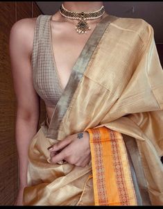 Saree Dp, Girls Saree, Indian Dress Up, Desi Dress, Traditional Blouse Designs, Being A Woman