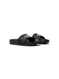 black recycled polyester logo print to the front embossed logo to the side open toe moulded footbed slip-on style logo at the sole North Face Kids, Base Camp, Open Toe Sandals, Embossed Logo, Boys Shoes, Logo Print, North Face, Open Toe, The North Face