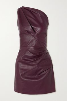 Maticevski uses soft leather to create the sculptural design of this 'Manuka' dress. It has a gathered, cutout front and long zip fastening through the length of the body, so you can create a high or low slit at the side. Corporate Outfits, Mini Dress Fashion, Leather Mini Dress, Purple Mini Dresses, Girl Fits, Leather Dresses, Stage Outfits, Leather Dress, Classy Dress